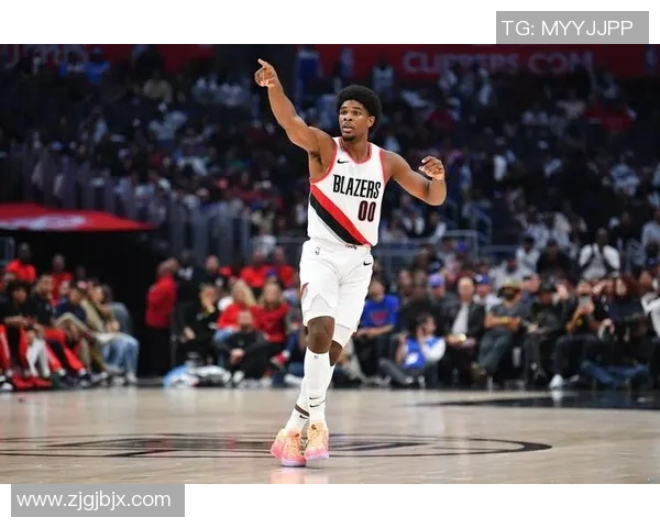 开拓者新秀赛季表现亮眼，被誉为大陆未来之星